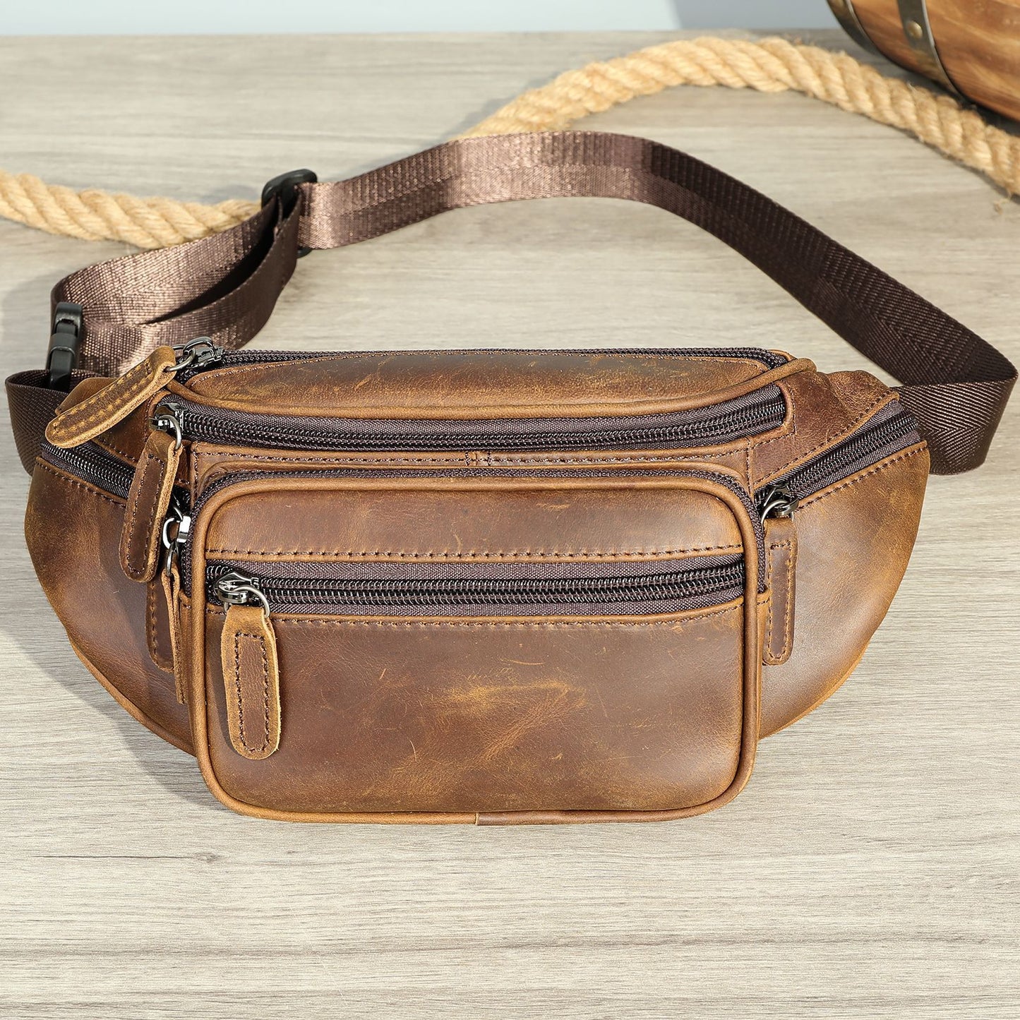 Retro Casual Men's Leather Belt Bag