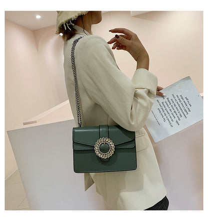 Elegant Crystal Shoulder Bag